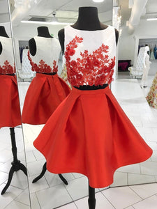 Sleeveless Jewel Pleated Two Pieces Litzy Homecoming Dresses Satin Red Appliques Flowers Short