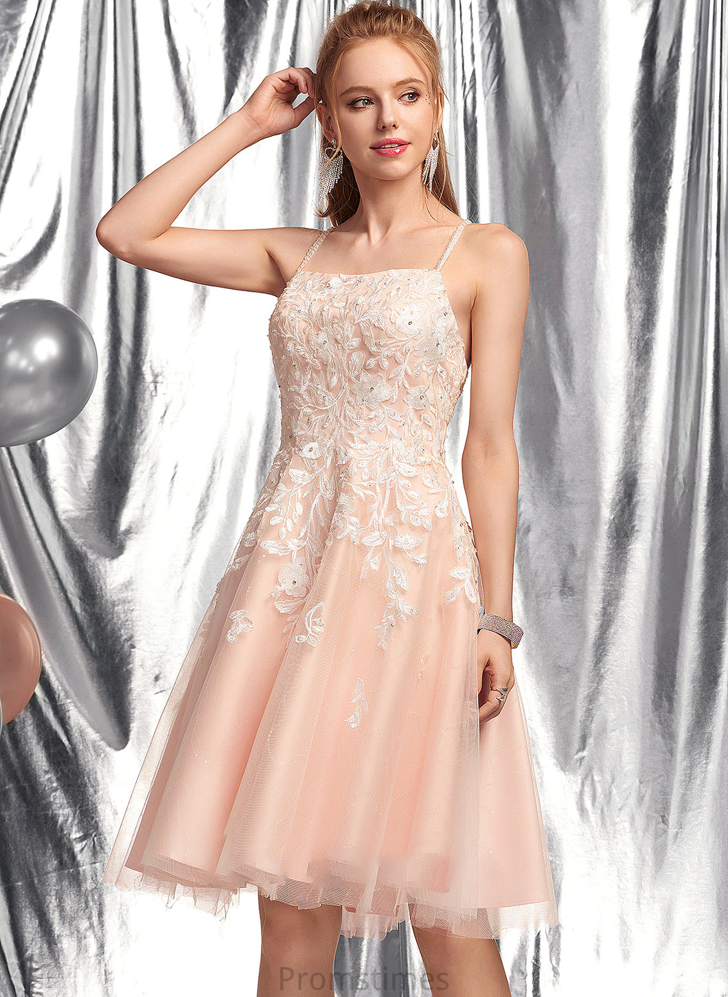 Sequins Prom Dresses Knee-Length With A-Line Tulle Square Larissa Beading Neckline