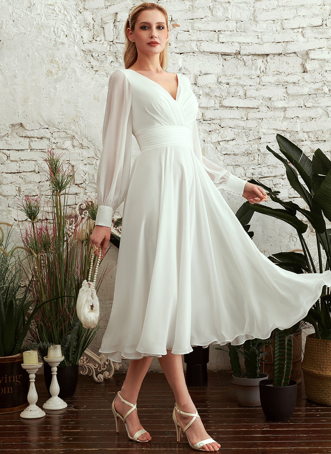 A-Line Wedding Wedding Dresses Dress V-neck Tea-Length Uerica