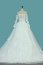 Load image into Gallery viewer, 2024 Boat Neck Tulle Wedding Dresses A Line With Applique And Beads Chapel Train