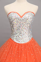 Load image into Gallery viewer, 2024 Bicolor Quinceanera Dresses Sweetheart Ball Gown Floor-Length Beaded Bodice