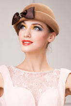 Load image into Gallery viewer, Ladies&#39; Pretty Autumn/Winter Wool With Bowler /Cloche Hat