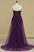 Load image into Gallery viewer, 2024 Sweetheart With Beads And Applique Prom Dresses Tulle Sheath